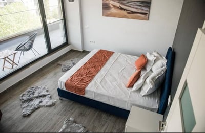 Аренда шикарных 2-комнатных апартаментов с террасой, 75 м², Констанца, Румыния